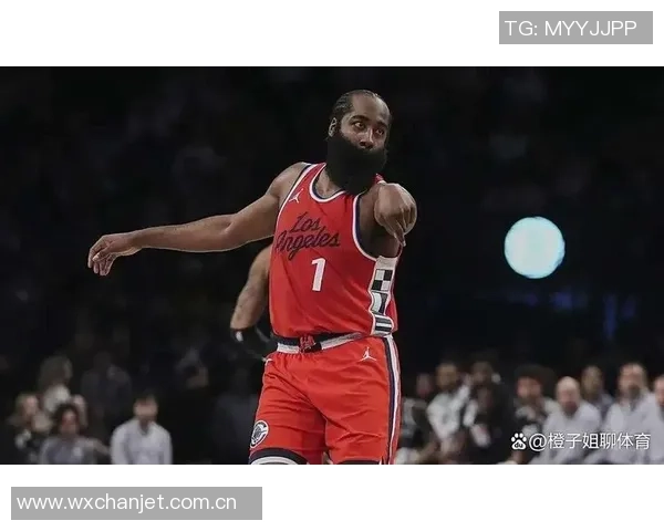 比尔称赞哈登无与伦比的名人堂地位强调其无私精神的重要性